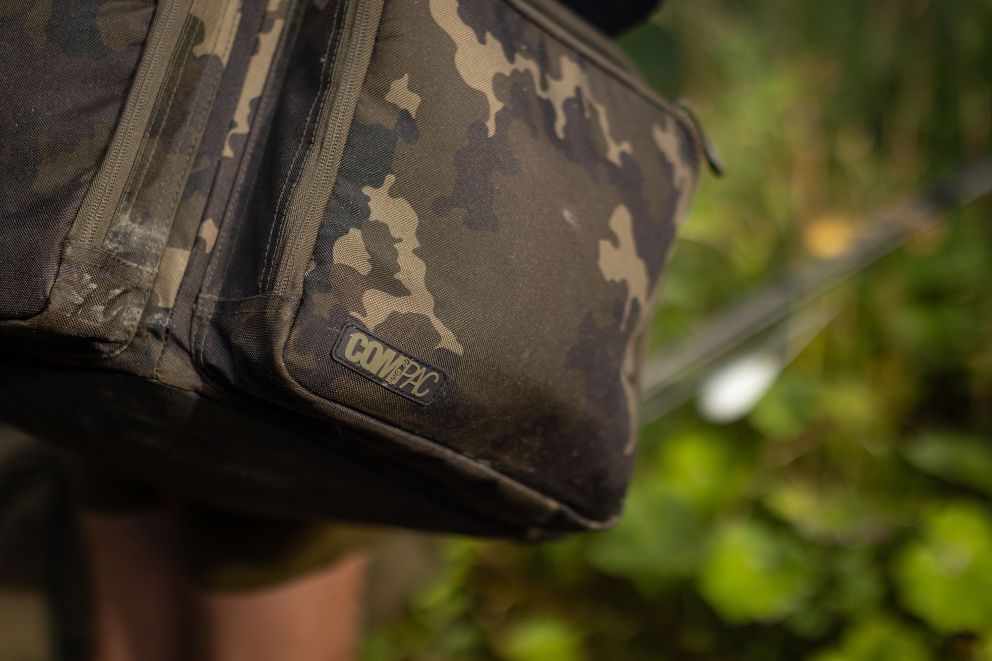 Korda Compac Cube Carryall Dark Kamo