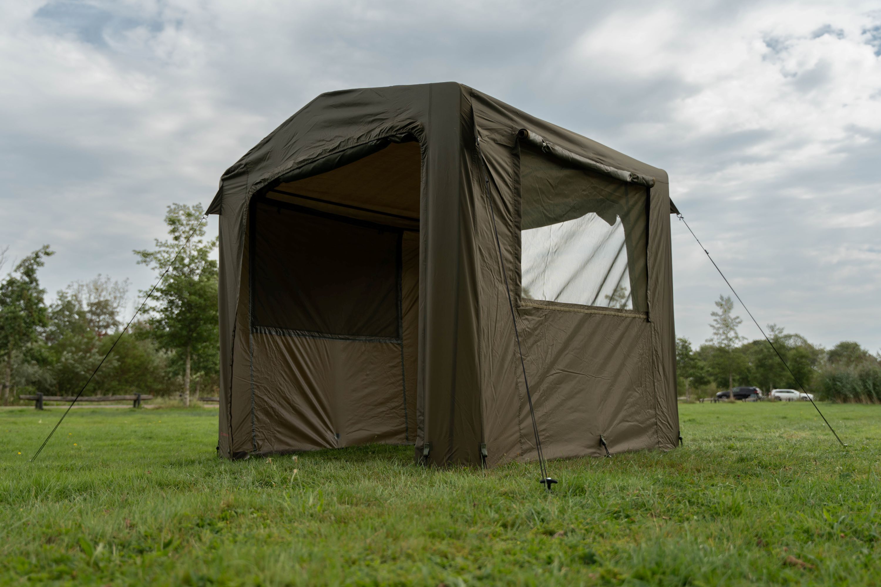 Ultimate Cook & Chill House Carp tent