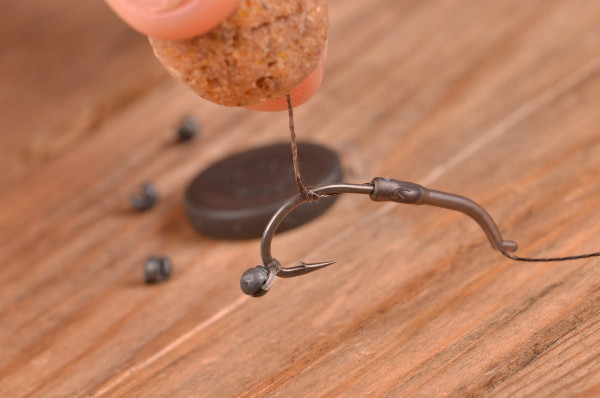 Pole Position Shot On The Hook Holder (16 pieces)